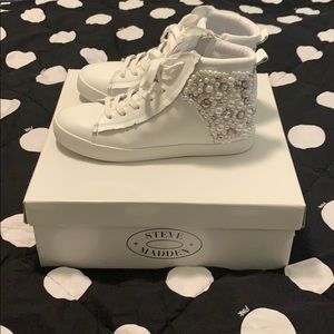 Steve Madden Sneakers